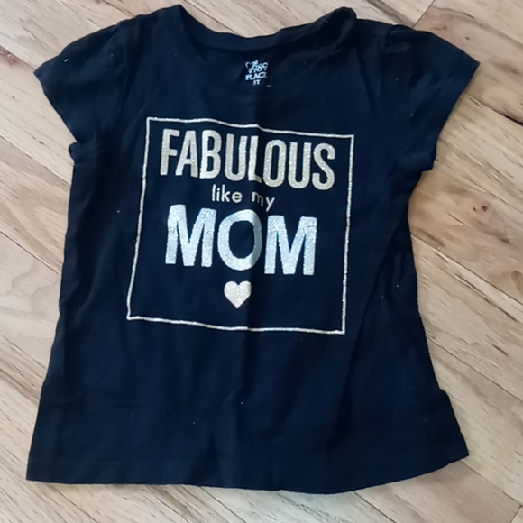 Little girl graphic t-shirt - Picture 1 of 2